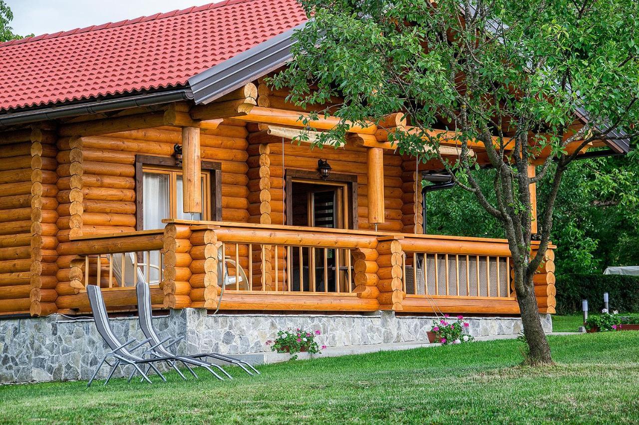 Country Lodge Vukovic Rakovica Exteriör bild