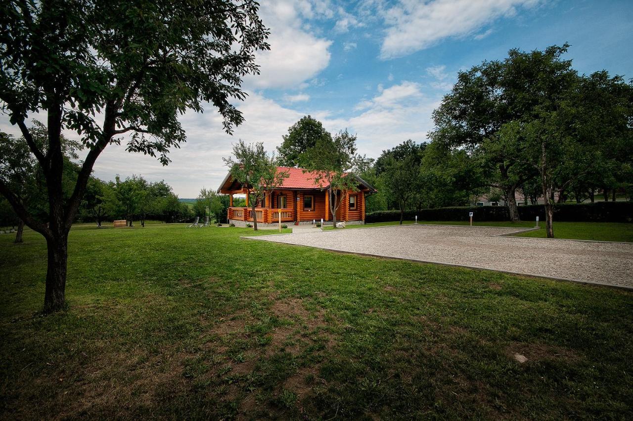 Country Lodge Vukovic Rakovica Exteriör bild