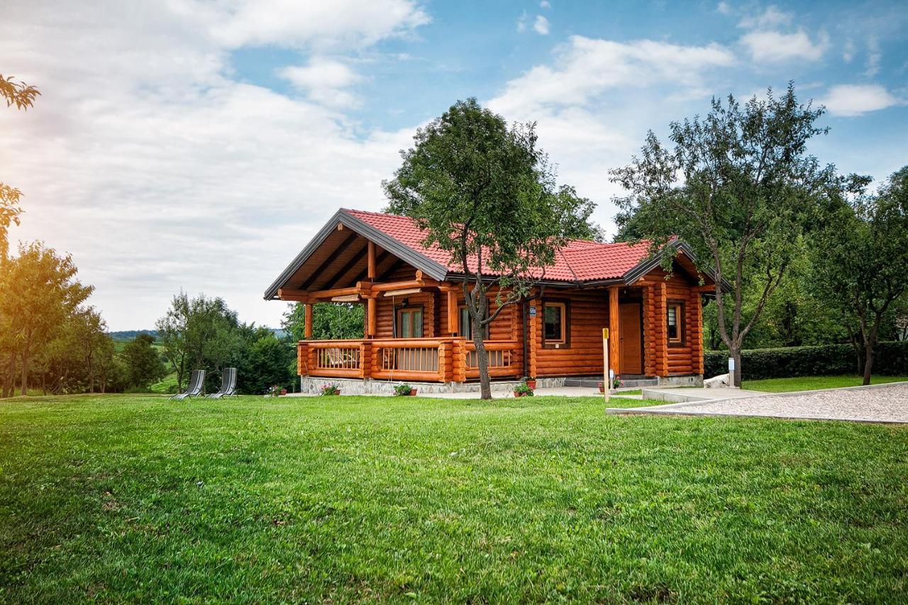 Country Lodge Vukovic Rakovica Exteriör bild