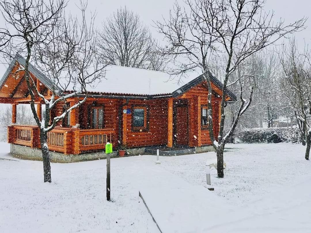 Country Lodge Vukovic Rakovica Exteriör bild
